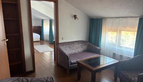 Studio Apartment with Queen Bed
