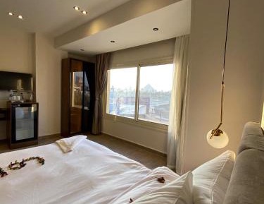 Quadruple Room with Mountain View