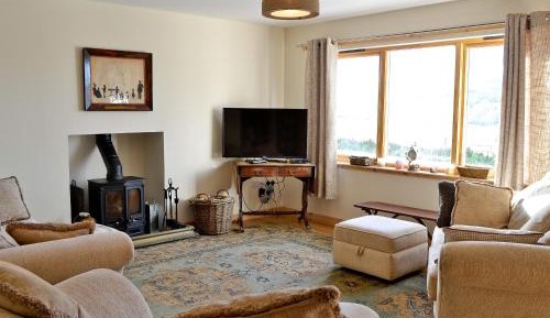 Three-Bedroom Vacation Home 