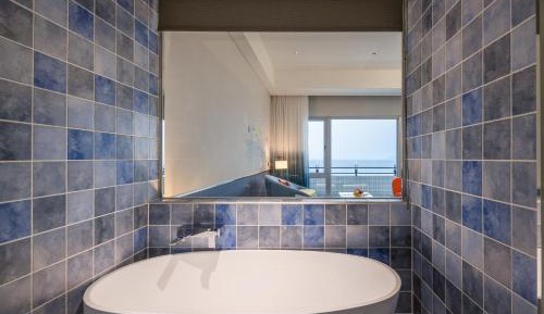 King Room with Sea View