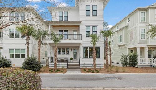 Four-Bedroom Vacation Home