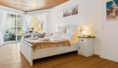 One-Bedroom Apartment with Balcony and Water View