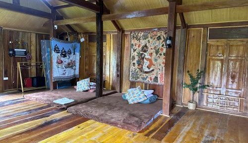 Mixed Dormitory Room