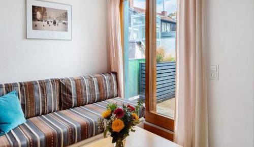 Superior One-Bedroom Apartment