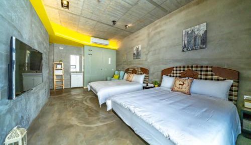 Deluxe Quadruple Room