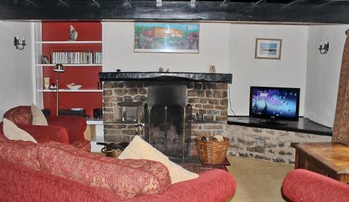 Three-Bedroom Vacation Home 