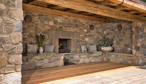  Premium Lodge