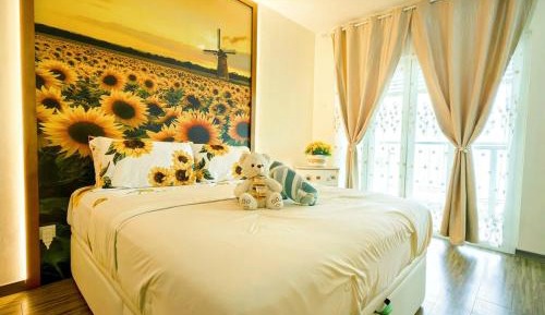 Studio with Lake View