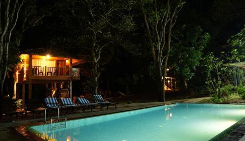 Suite with Pool View