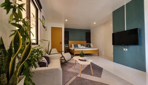 Deluxe Double or Twin Room with Sea View