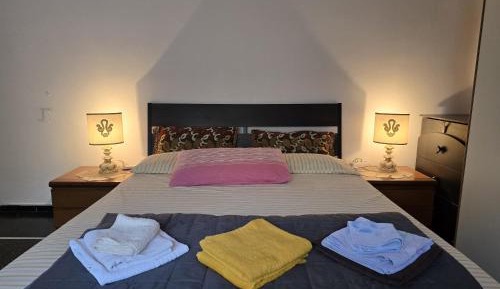Double Room with Shared Bathroom