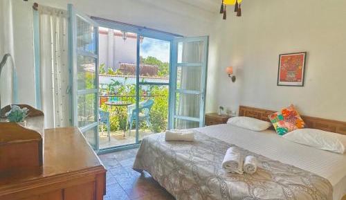 Deluxe Double Room with Balcony