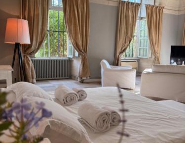 Superior King Room