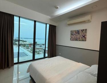 Family Room with Sea View