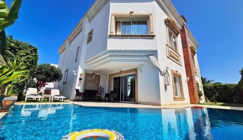Villa with Private Pool