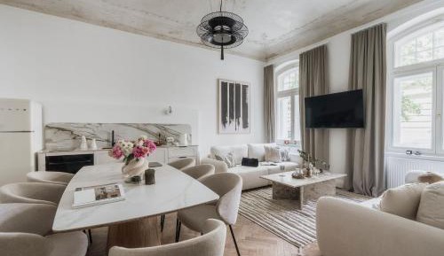 Two-Bedroom Deluxe Apartment
