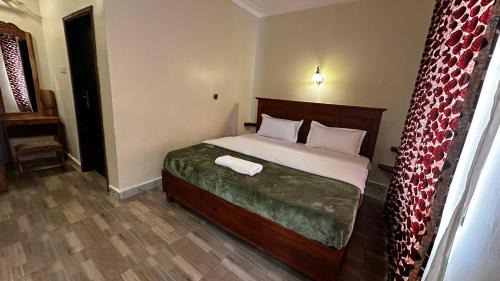 Budget Single Room