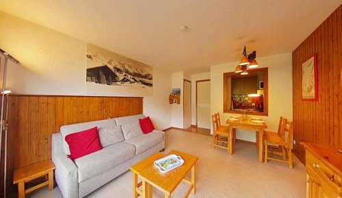 Apartment (4 Adults)