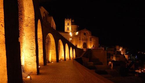 Two-Bedroom Deluxe Apartment with Balcony