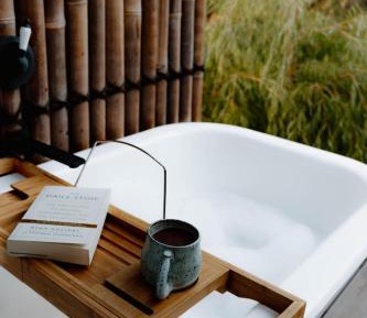 Studio with Spa Bath