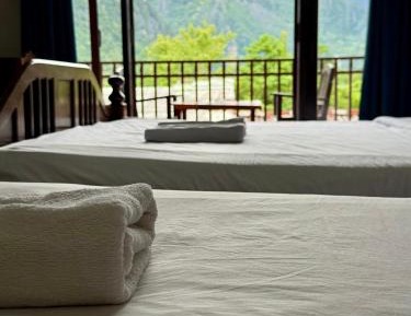Triple Room with Mountain View