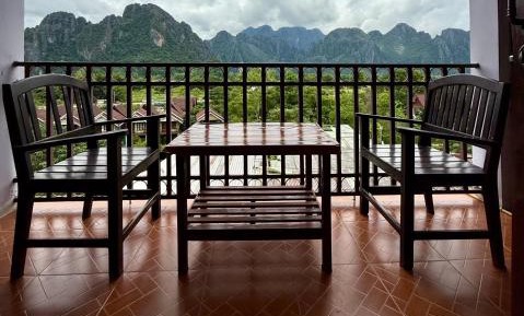 Family Room with Mountain View