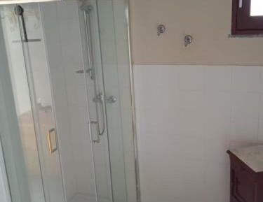 Single Room with Private Bathroom