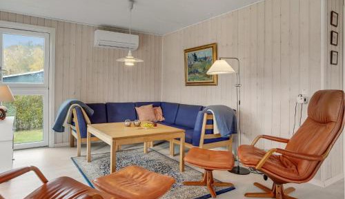 Four-Bedroom Holiday Home