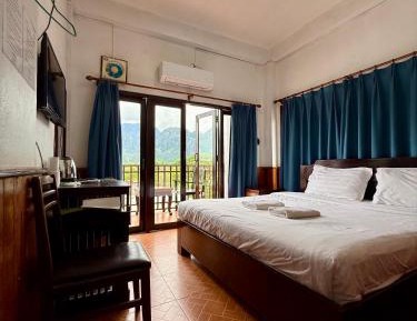 Double Room with Mountain View