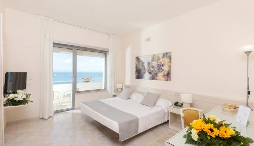 Superior Double Room with Sea View