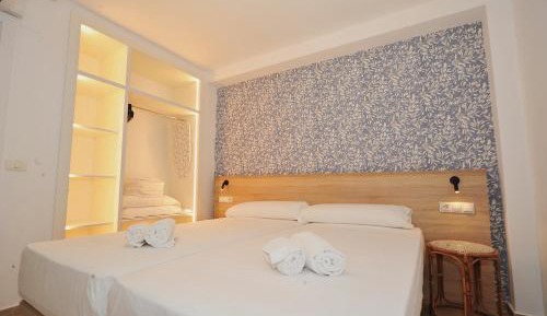 Two-Bedroom Apartment with Pool View