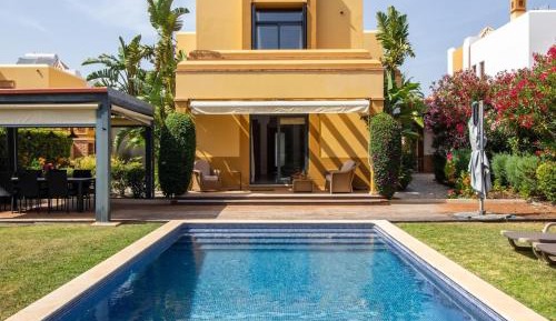 Villa with Private Pool