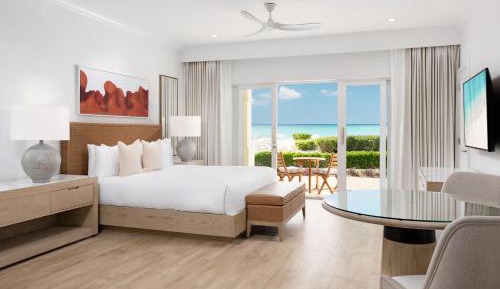 Deluxe Studio with Partial Ocean View