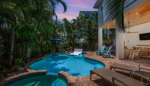 Four-Bedroom Holiday Home