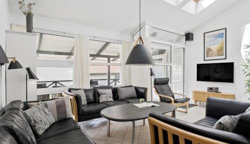 Five-Bedroom Holiday Home
