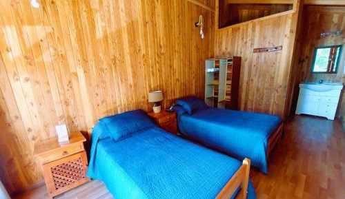 Twin Room with Mountain View