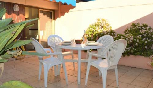 Apartment (4 Adults)