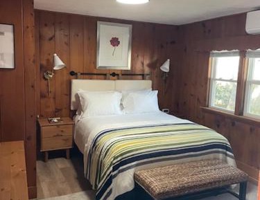 Queen Suite