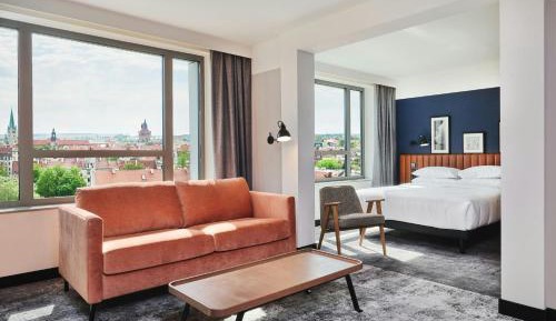 Deluxe King Room with Sofa Bed and City View