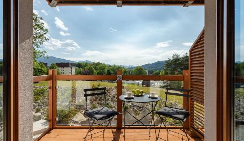 One-Bedroom Apartment with Balcony and Mountain View  