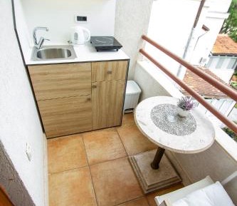 Single Room with Private Bathroom