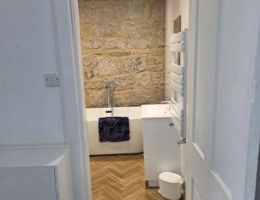 Twin Room with Shared Bathroom