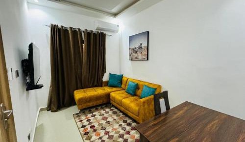 One-Bedroom Apartment - Non-Smoking