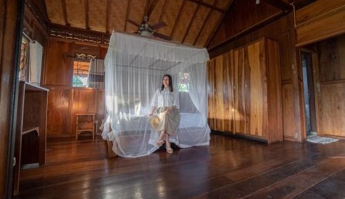 Family Room with Mountain View
