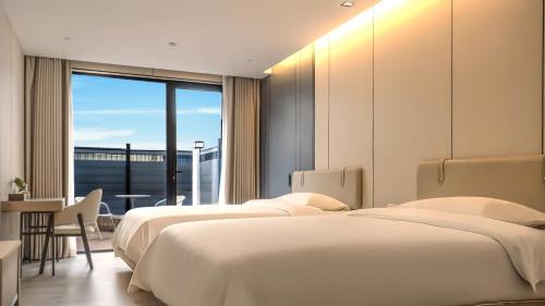 Double Room with Patio
