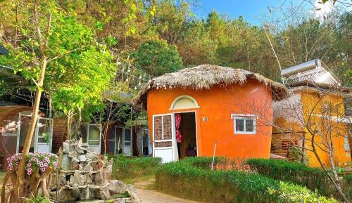 Quadruple Room with Private Bathroom