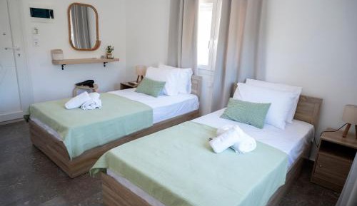 Standard Twin Room with Garden View