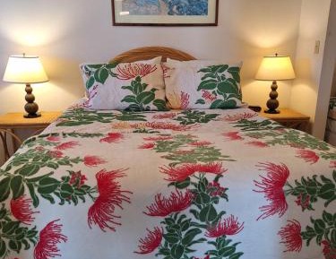 Deluxe One-Bedroom Apartment with Garden View