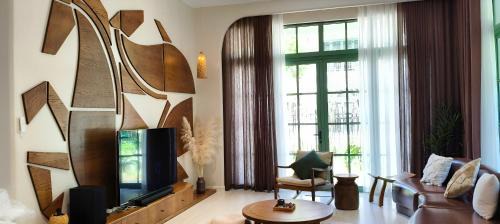 Room #1474168601