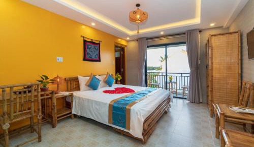 Deluxe Double Room with Balcony